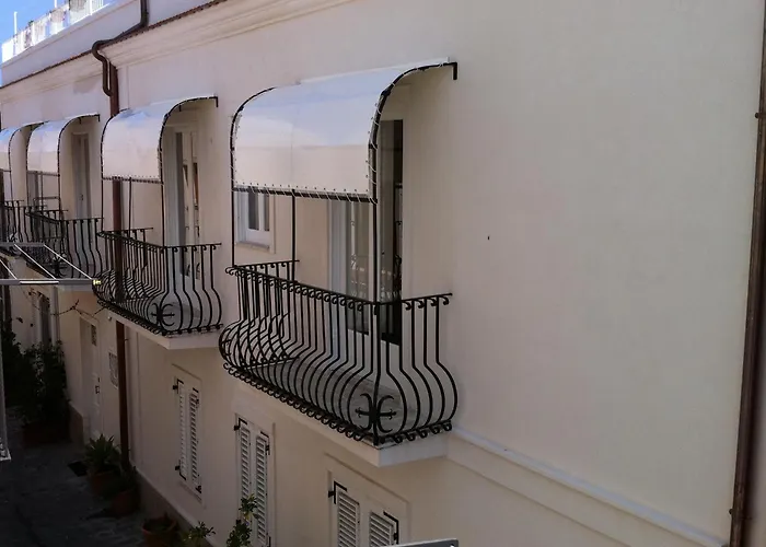 公寓式酒店 卡赛瓦肯西阿尔可巴雷诺酒店 利帕里